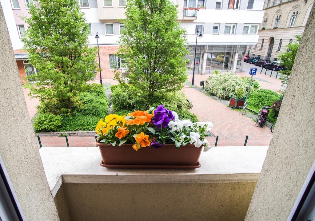Lovely Corvin Apartment 부다페스트 외부 사진