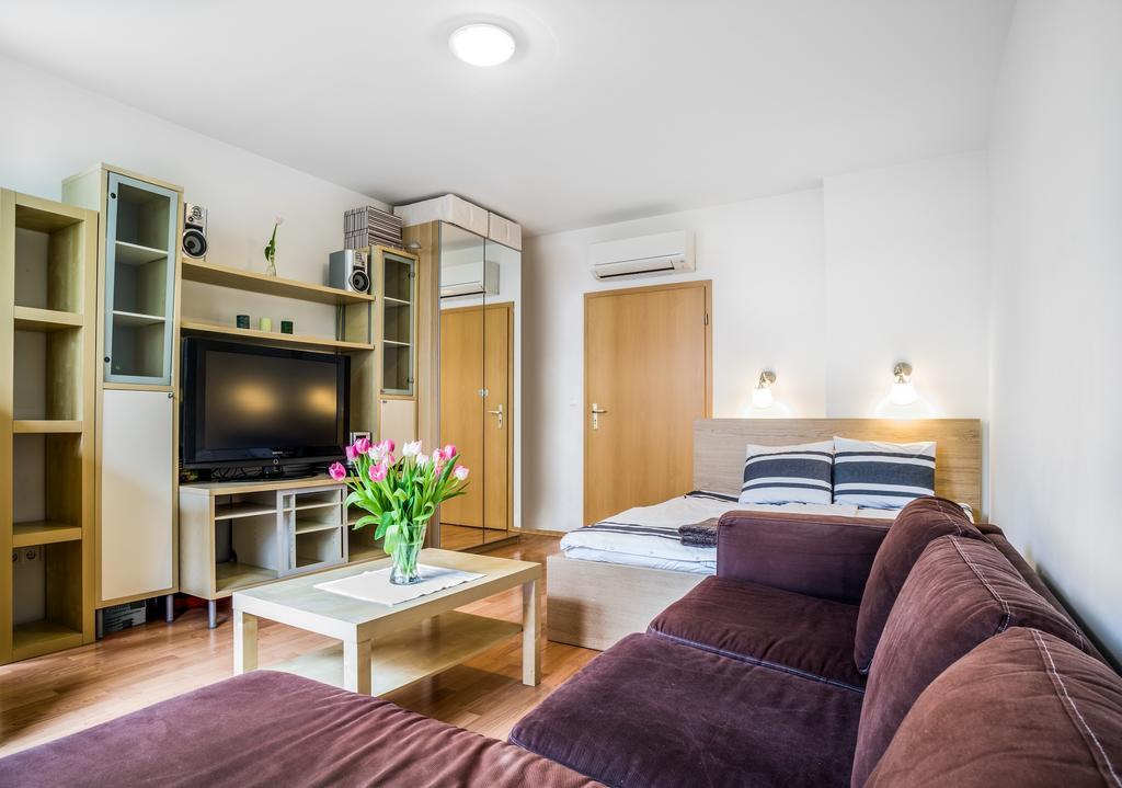 Lovely Corvin Apartment 부다페스트 외부 사진
