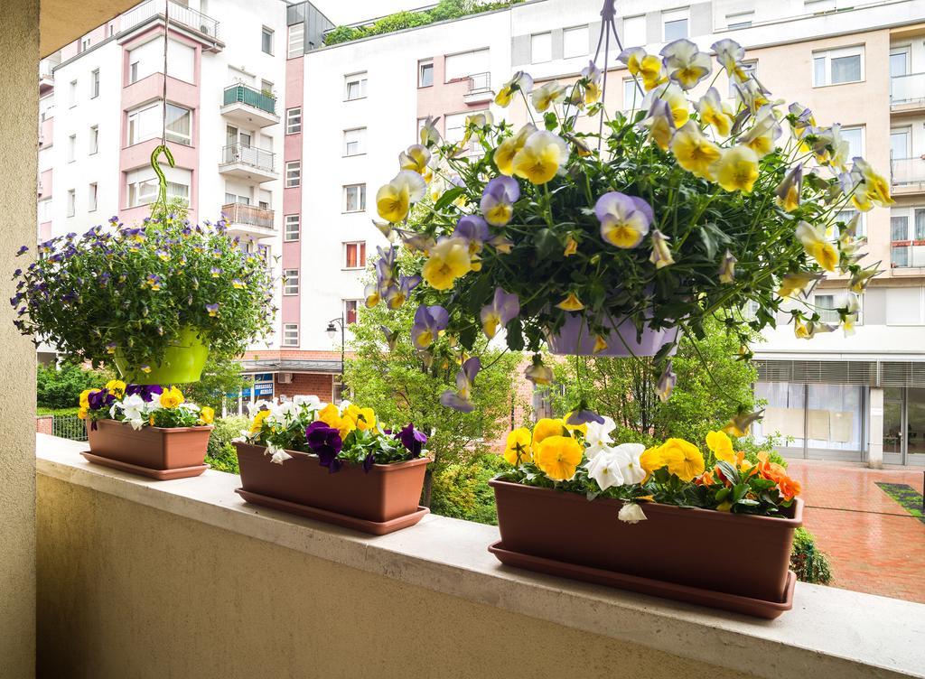 Lovely Corvin Apartment 부다페스트 외부 사진